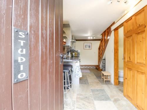 The Studio, Horseshoe Cottage