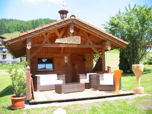 Outdoor Pictures 1