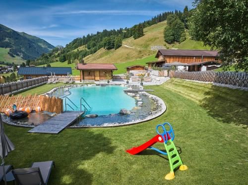 Outdoor Pictures 9