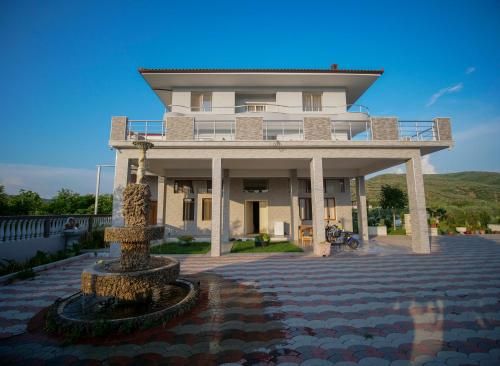 Hanna & Solei Hotel