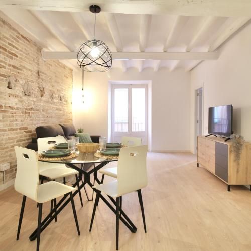 Mediterranean Way – Cavaller Suites