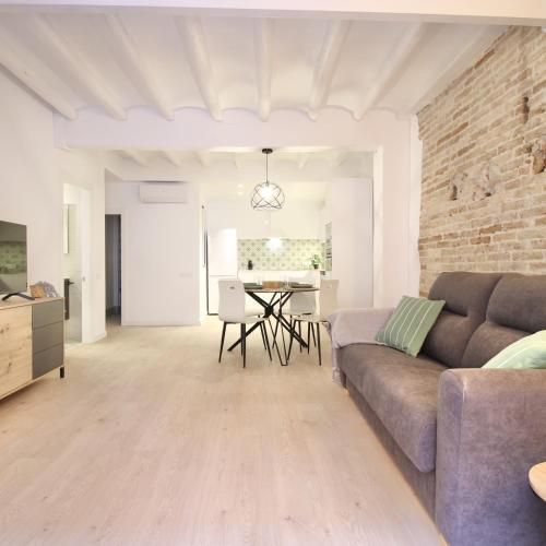 Mediterranean Way – Cavaller Suites