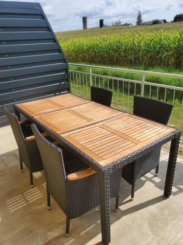 Outdoor Pictures 9