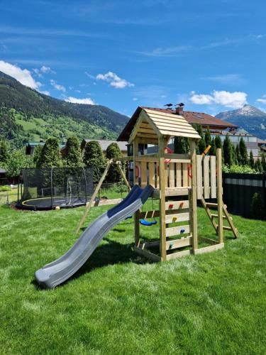 Outdoor Pictures 10