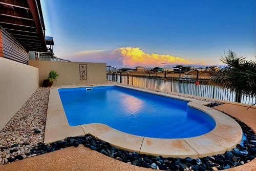 Outdoor Pictures 24
