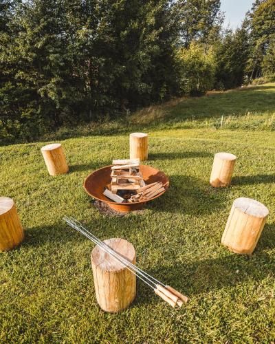 Outdoor Pictures 24