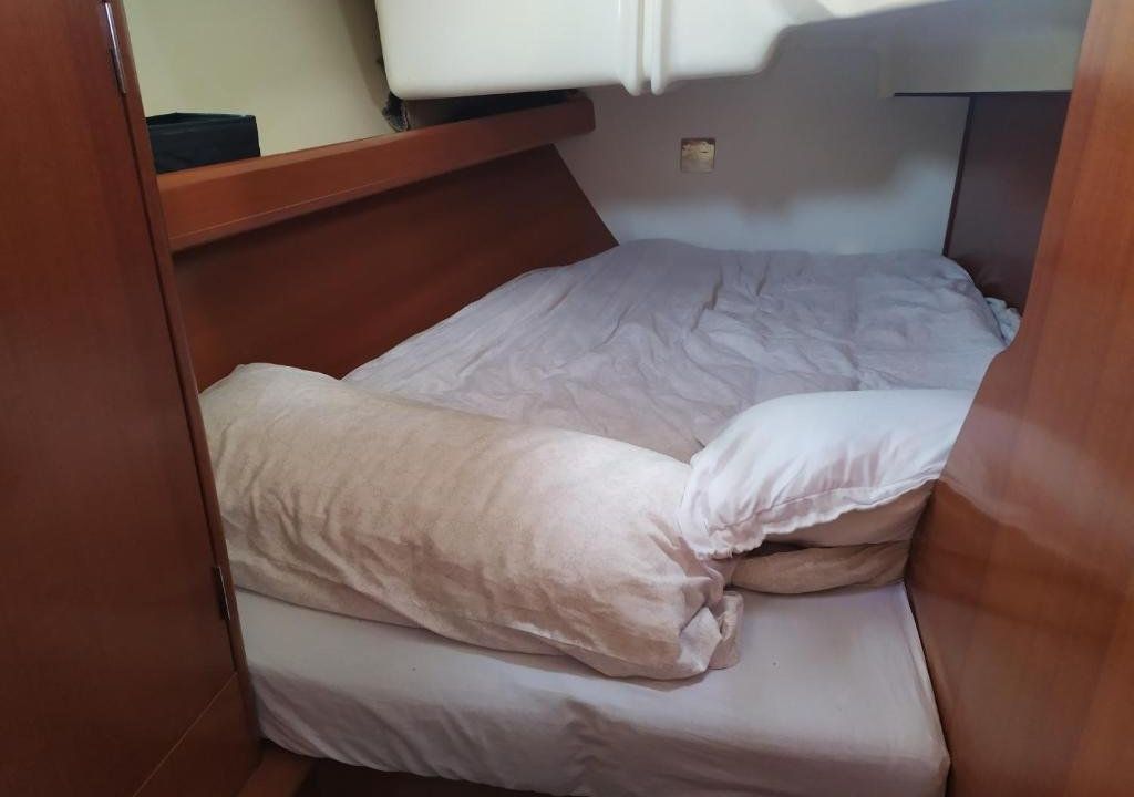 Boat in Badalona for up to 6 people