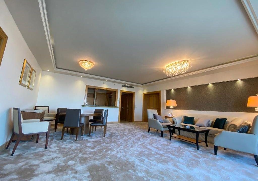 Chez Haytham At Four Seasons Nile Plaza Residential Suite
