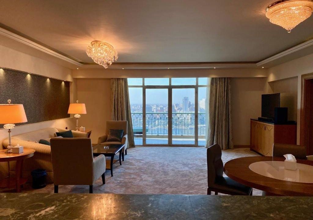 Chez Haytham At Four Seasons Nile Plaza Residential Suite
