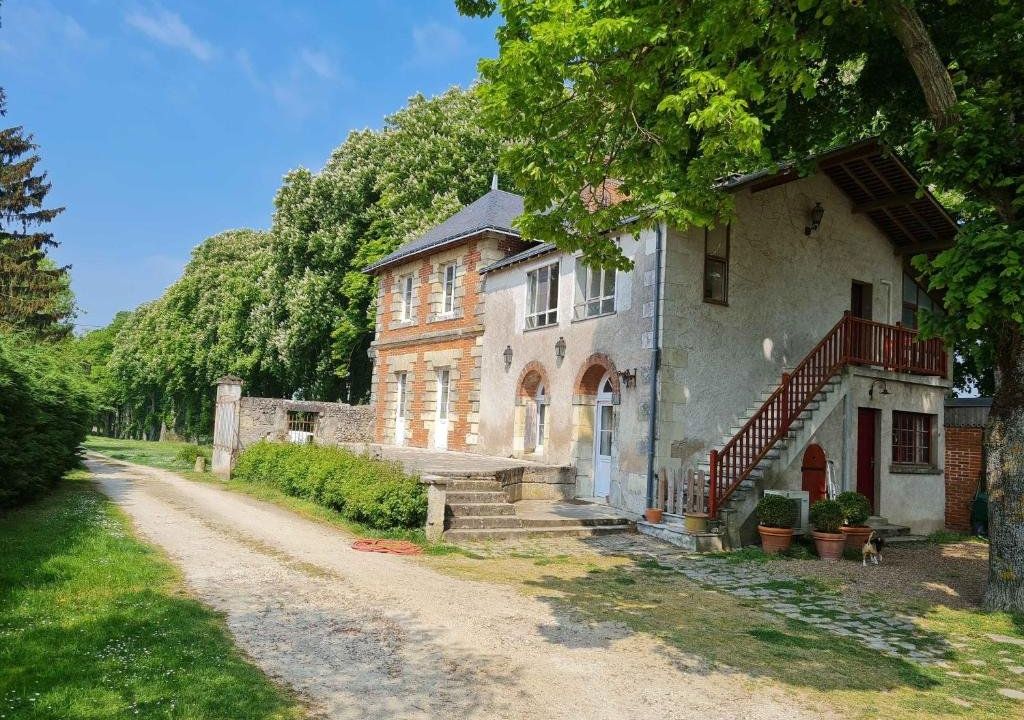 La Fuye du Chateau de Jallanges pour 17 personnes