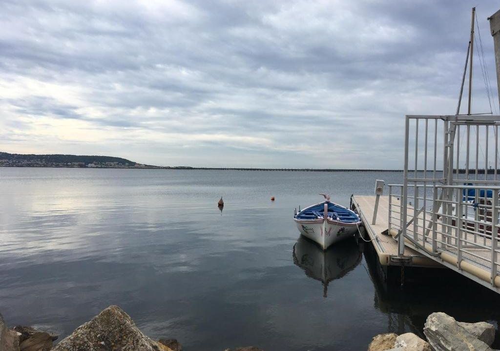 Bouzigues Suite Parentale Étang de Thau