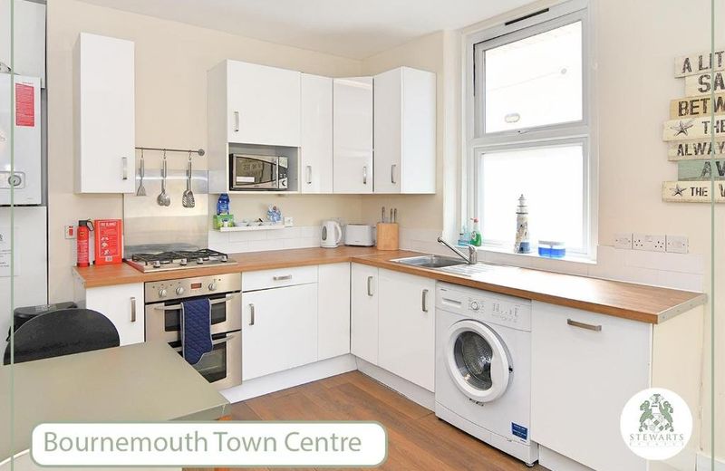 Town Centre House for 6 Guests