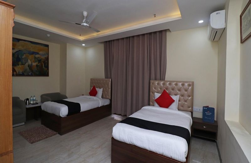 Hotel Savi International Near Bengaluru Palace