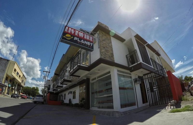 Livewire Planet Suites