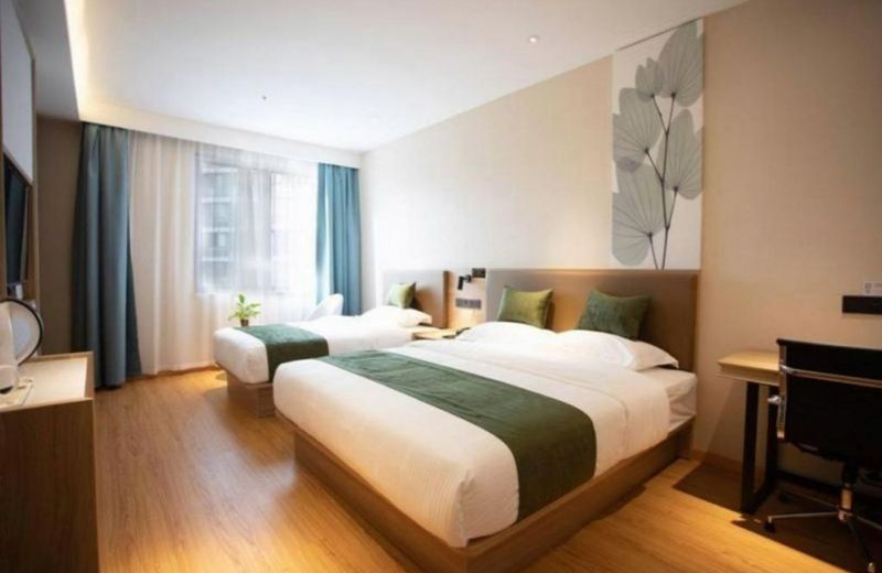 GreenTree Inn Express Shanghai Pudong Lingang New City Yunhan Road