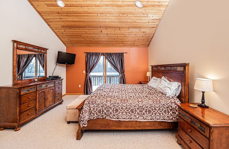 Rocky Adventures Five Bedroom Holiday Home