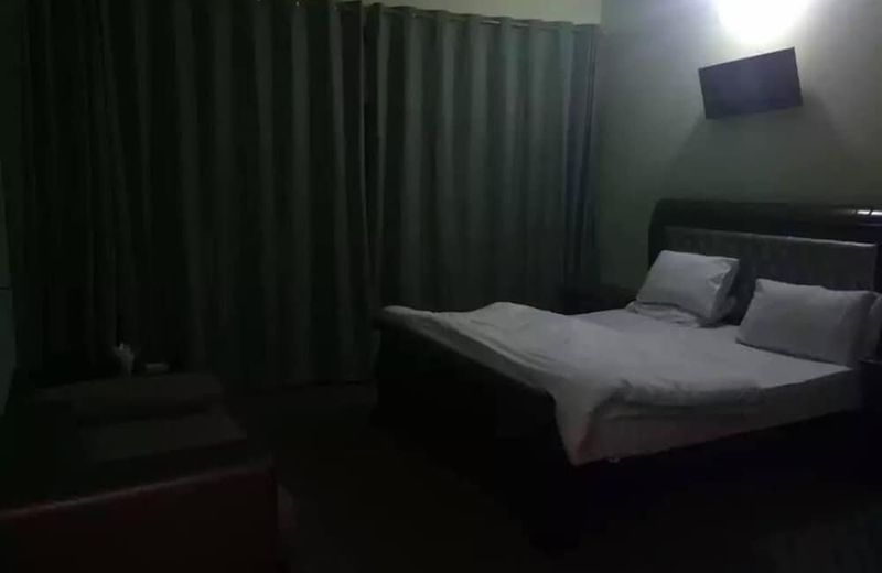 Flora Inn Hotel Naran