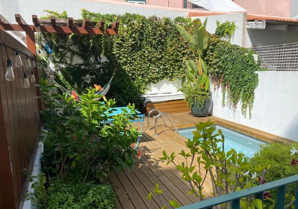 Swimming pool Apartment Central Lisbon