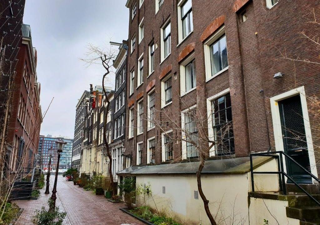 Houseboat Amsterdam - Room with a view