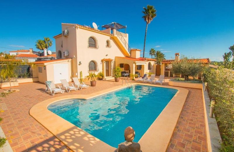 Villa Ebro - PlusHolidays