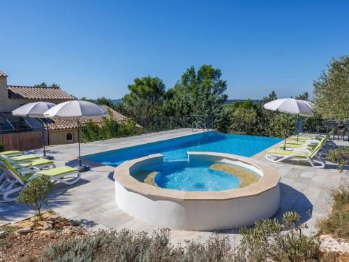 Holiday Home Les Garrigues d'Ozilhan - SHZ100