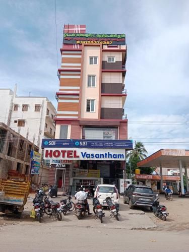 Hotel Everest Residency