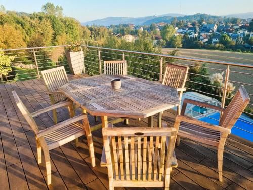 Outdoor Pictures 22