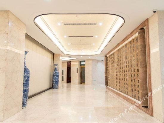 Zhengyang International Hotel