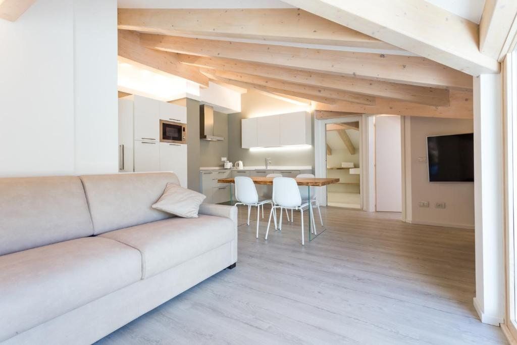 La Giostra Home Apartments