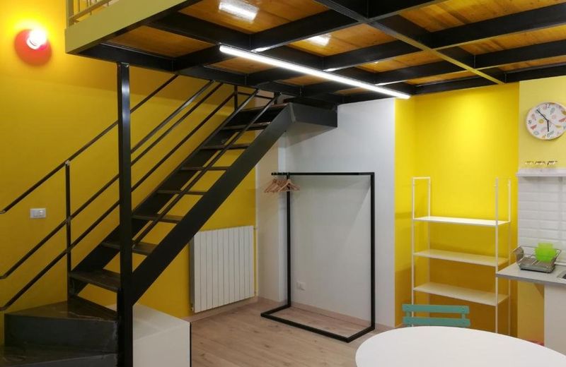 2 LOFTS guest house