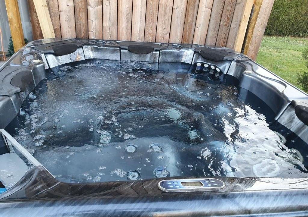 LE COTTAGE BARBIZONNAIS avec jacuzzi privé à partir de 10 ans
