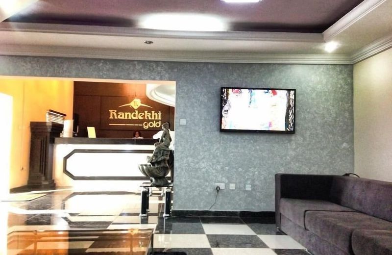 Randekhi Royal Hotel - Gold Wing