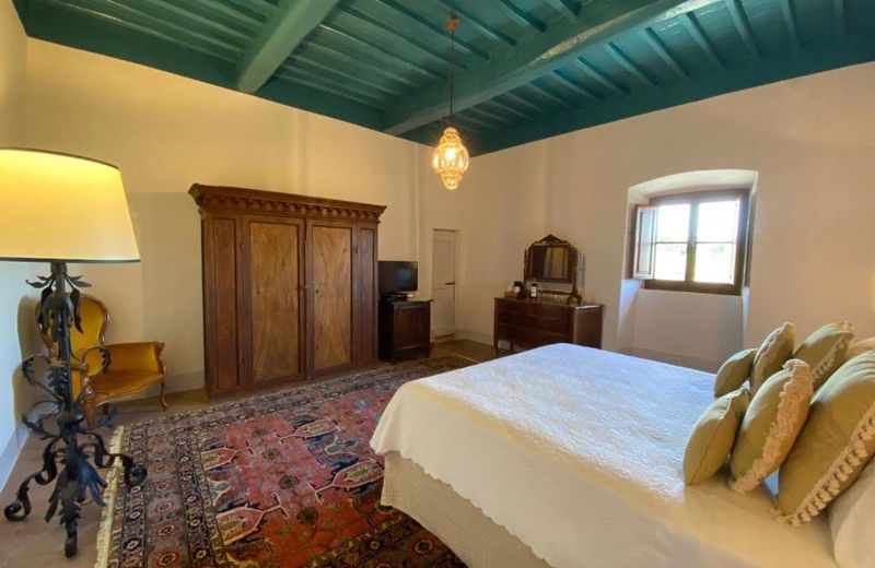 Castello Di Meleto Wine Destination - Camere in Castello e Appartamenti