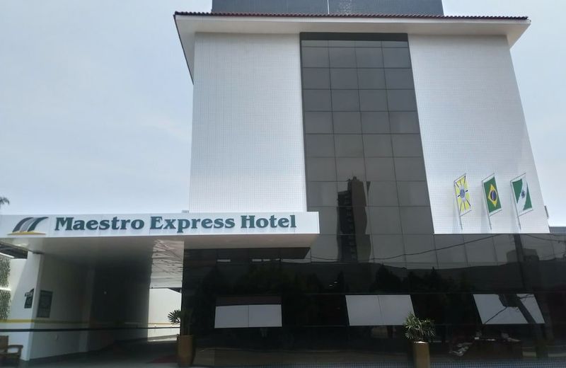 Hotel Maestro Express