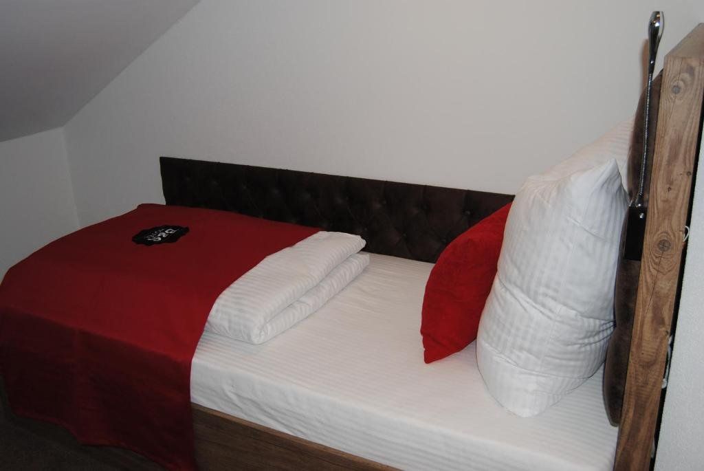 B&S Hotel
