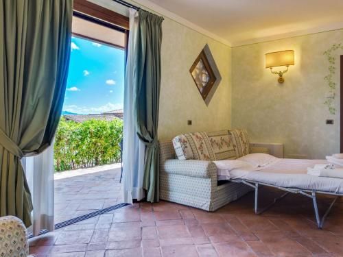 Opulent Holiday Home in Collazzone with Swimming Pool