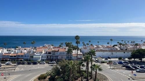 Precioso ático, nuevo, a 50m de la playa, Manilva