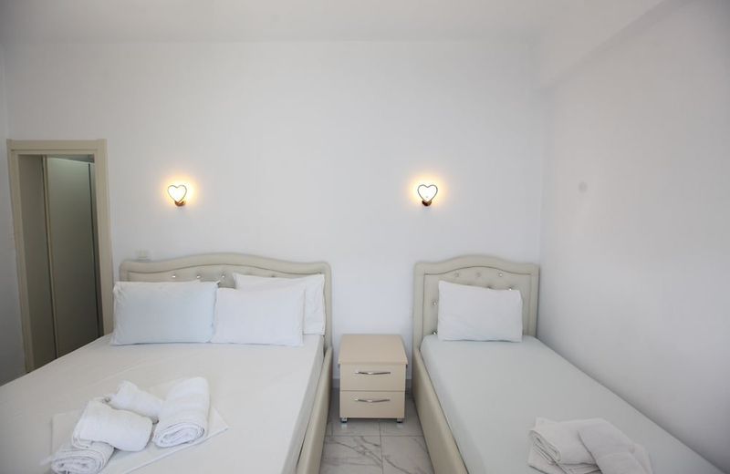 Ksamil Central Park Hotel