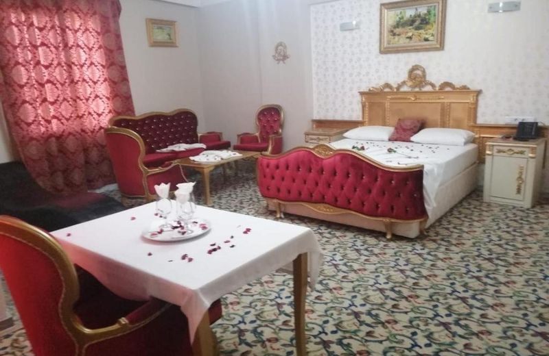 Metros Hotel