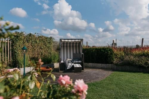 Outdoor Pictures 24