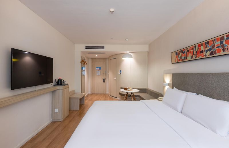 Hanting Hotel Zhuhai Gongbei Port