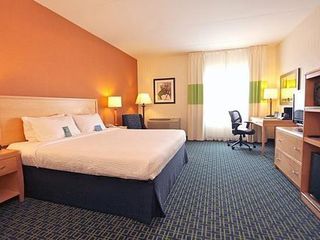 Hotel pic Fairfield Inn & Suites by Marriott Belleville