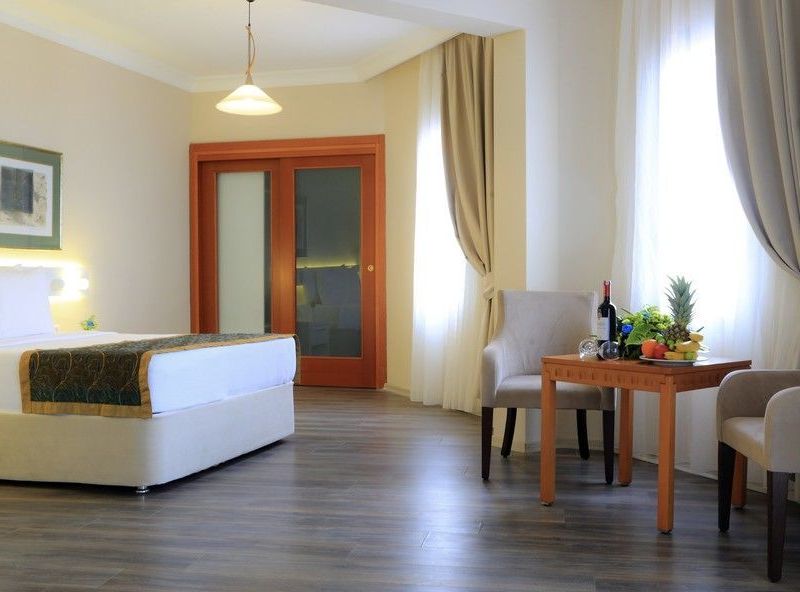 Hotel Photo 11