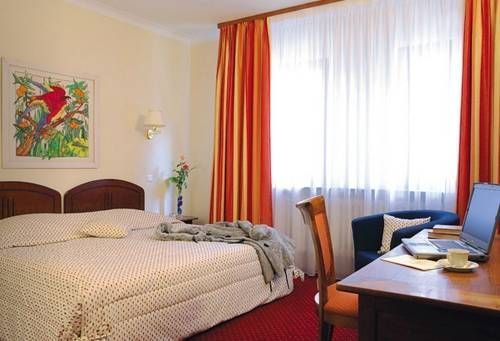 Hotel Photo 1