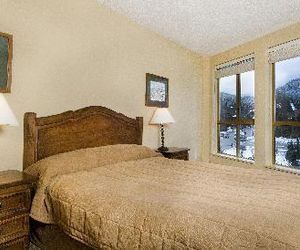 Cascade Lodge by Elevate Real Estate Management Whistler Canada