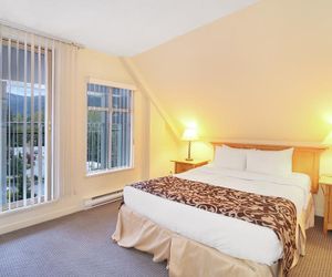 Whistler Village Centre by Elevate Vacations Whistler Canada