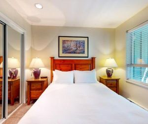 Town Plaza Suites by ResortQuest Whistler Whistler Canada