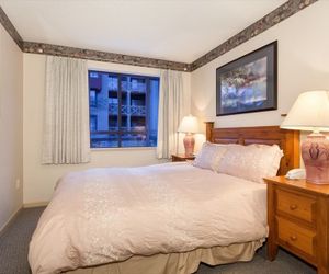 Town Plaza Suites by Golden Dreams Whistler Canada