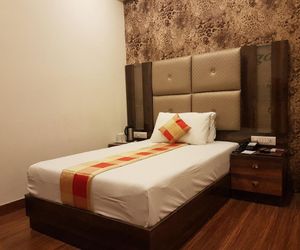 Hotel Sunstar Grand Delhi City India