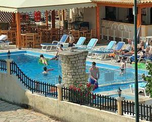 Silver Beach Hotel and Annexe Apartments Roda Greece